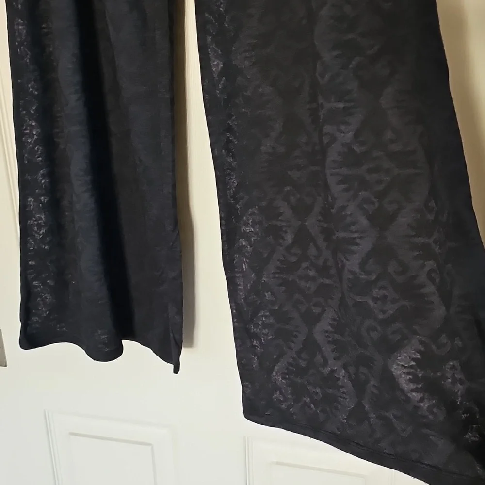 Balance Collection Wide Leg Pants - Picture 4 of 16